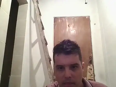 Quarentaoon online show from 10/16/25, 09:27