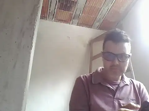 Quarentaoon online show from 10/22/25, 05:13