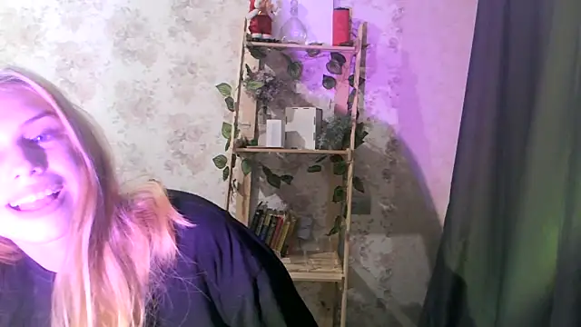 ClaireLaSweet online show from 09/23/25, 02:20