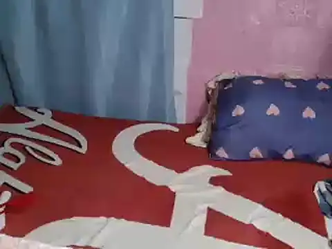 JuicyPussy4u online show from 10/23/25, 11:09