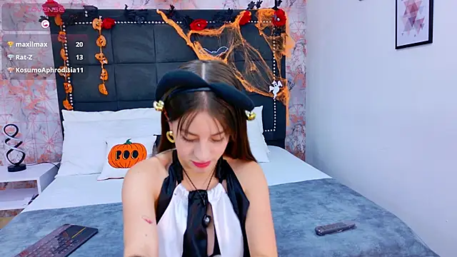 Snapshot of AmbherBlake chatting on 11/01/25, 03:19 AmbherBlake online show from 11/01/25, 03:19