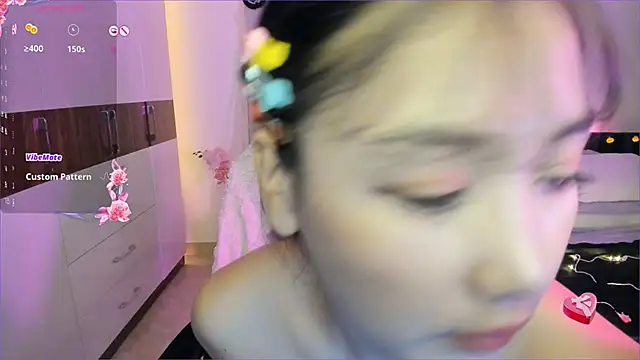 Snapshot of _kaomi_ chatting on 11/01/25, 11:51 kaomi online show from 11/01/25, 11:51