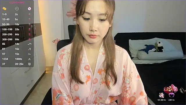 Snapshot of _kaomi_ chatting on 11/24/25, 06:24 kaomi online show from 11/24/25, 06:24