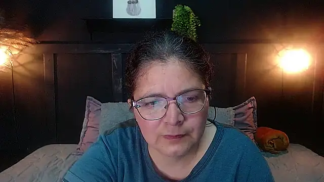 Linda banks  online show from 11/21/25, 11:47