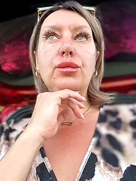 Milena-MilfaXXX online show from 05/27/26, 02:30
