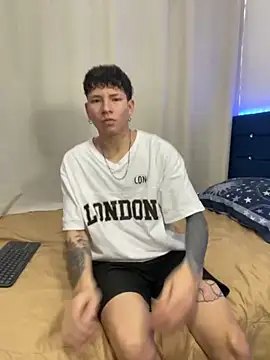 Tatiiana n Damiian online show from 11/02/25, 02:41