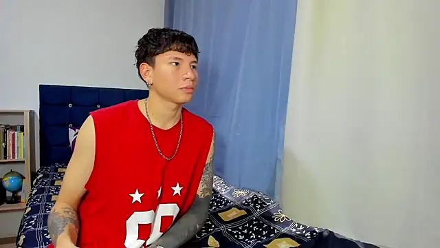 Tatiiana n Damiian online show from 11/18/25, 10:14