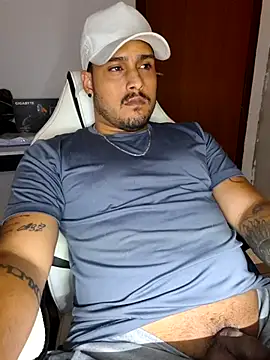 Mineirinhoot online show from 12/18/25, 03:45