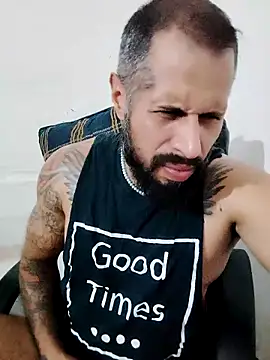 Snapshot of Matheus_Blaze chatting on 09/26/25, 06:34 Matheus Blaze online show from 09/26/25, 06:34