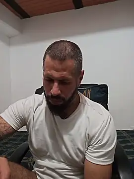 Snapshot of Matheus_Blaze chatting on 10/25/25, 03:25 Matheus Blaze online show from 10/25/25, 03:25