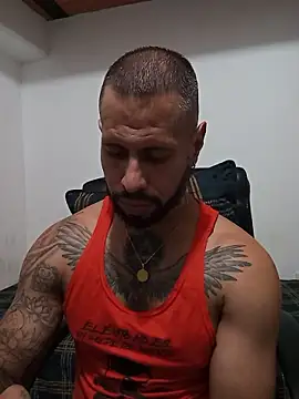 Snapshot of Matheus_Blaze chatting on 10/28/25, 01:25 Matheus Blaze online show from 10/28/25, 01:25