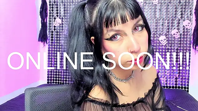 Snapshot of Rose_72 chatting on 11/22/25, 07:57 Rose 72 online show from 11/22/25, 07:57