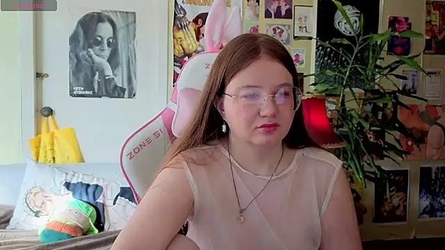 Sienna-Cow online show from 09/30/25, 11:37