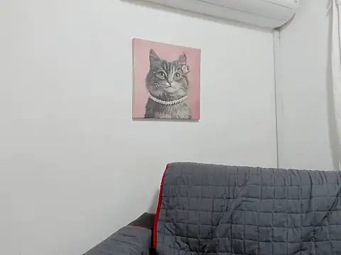 Snapshot of nahomy_ryans chatting on 11/12/25, 11:58 nahomy ryans online show from 11/12/25, 11:58