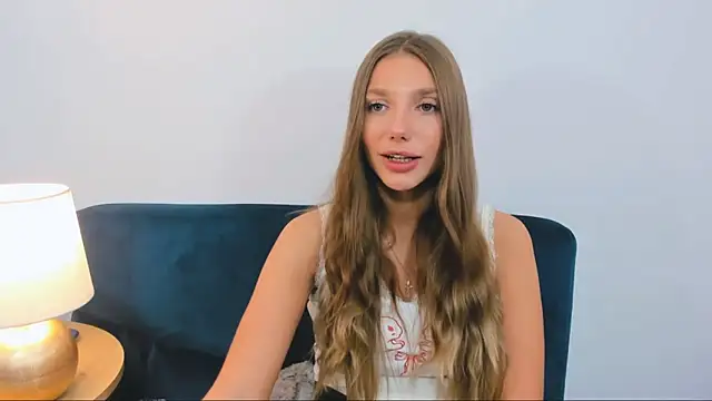 EmmaGorgeous online show from 09/24/25, 05:27