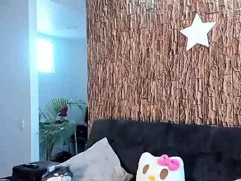 Snapshot of lia_rip01 chatting on 10/07/25, 07:44 lia rip01 online show from 10/07/25, 07:44