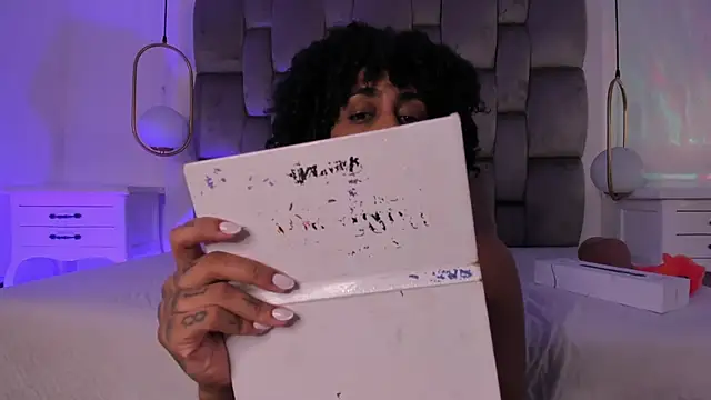 OnlyGia online show from 04/29/26, 03:43