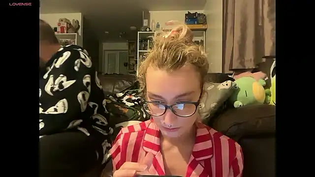 harleyblair online show from 11/25/25, 11:16