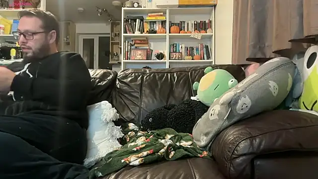 Snapshot of harleyblair chatting on 01/12/26, 11:10 harleyblair online show from 01/12/26, 11:10