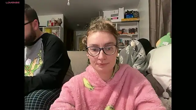 Snapshot of harleyblair chatting on 02/14/26, 11:12 harleyblair online show from 02/14/26, 11:12