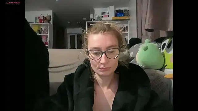 Snapshot of harleyblair chatting on 02/22/26, 10:30 harleyblair online show from 02/22/26, 10:30