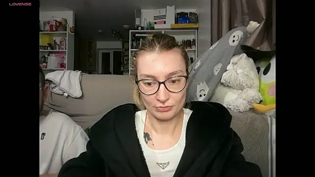 Snapshot of harleyblair chatting on 03/04/26, 11:11 harleyblair online show from 03/04/26, 11:11