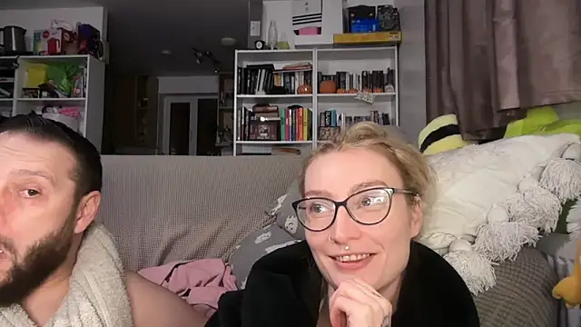Snapshot of harleyblair chatting on 05/05/26, 10:29 harleyblair online show from 05/05/26, 10:29