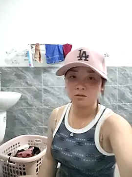 Snapshot of asian_2k chatting on 10/09/25, 03:26 asian 2k online show from 10/09/25, 03:26