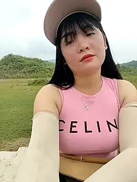 Snapshot of asian_2k chatting on 10/14/25, 02:01 asian 2k online show from 10/14/25, 02:01