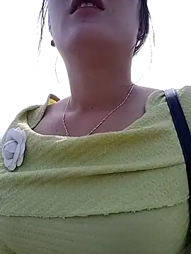 Snapshot of asian_2k chatting on 10/30/25, 01:51 asian 2k online show from 10/30/25, 01:51