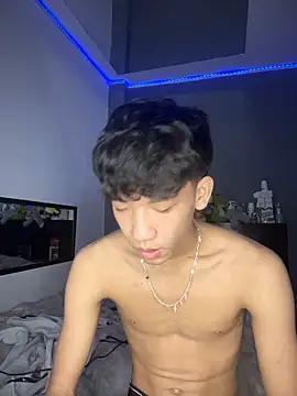Kailertwink online show from 06/18/26, 02:43