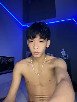 Kailertwink online show from 06/20/26, 02:09