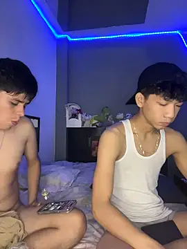 Kailertwink online show from 06/29/26, 06:41