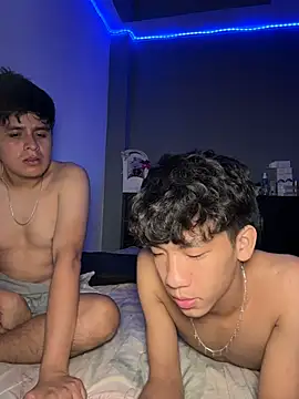 Kailertwink online show from 07/03/26, 05:58