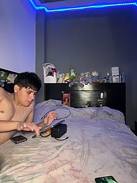 Kailertwink online show from 07/03/26, 10:27
