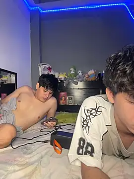 Kailertwink online show from 07/24/26, 03:37