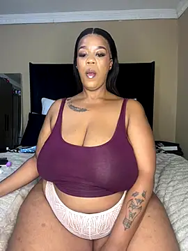 THICKBUNNYCHICKxxx online show from 11/19/25, 08:31