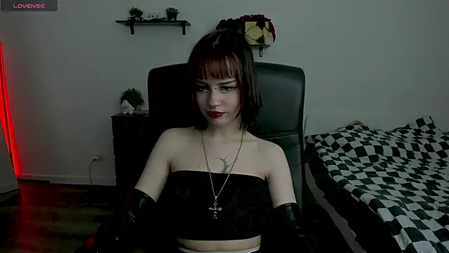 Snapshot of LiyaLuna chatting on 02/03/26, 02:44 LiyaLuna online show from 02/03/26, 02:44