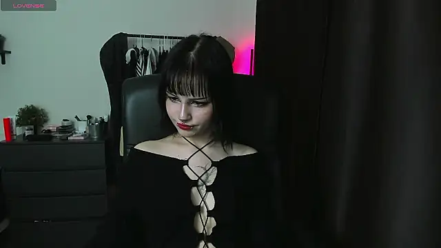 Snapshot of LiyaLuna chatting on 03/11/26, 03:40 LiyaLuna online show from 03/11/26, 03:40