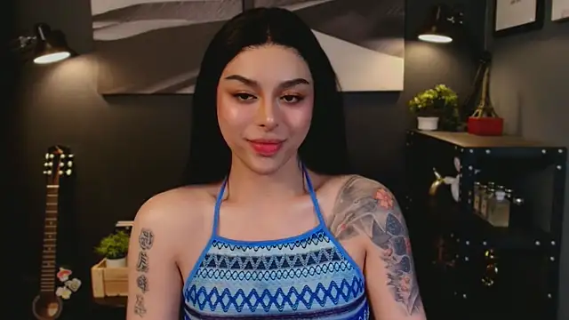 Snapshot of LUNACOCKSLAYER chatting on 11/24/25, 01:22 LUNACOCKSLAYER online show from 11/24/25, 01:22