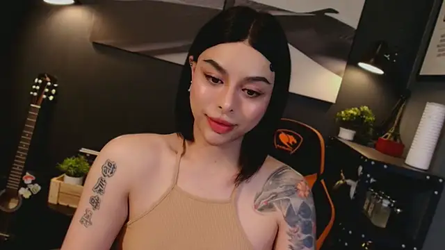 Snapshot of LUNACOCKSLAYER chatting on 11/26/25, 09:16 LUNACOCKSLAYER online show from 11/26/25, 09:16