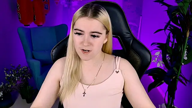 Stef Nicks online show from 10/04/25, 09:18