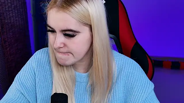 Snapshot of Stef_Nicks chatting on 11/01/25, 09:11 Stef Nicks online show from 11/01/25, 09:11