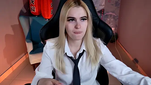 Stef Nicks online show from 06/25/26, 05:45