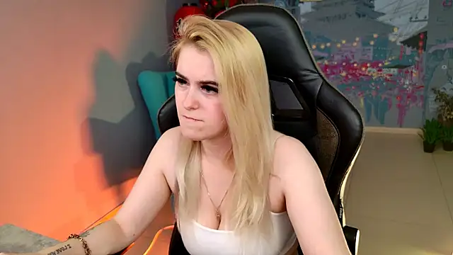 Stef Nicks online show from 07/07/26, 07:23