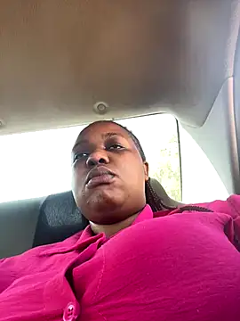 Snapshot of SEXYBOOBS21D chatting on 10/31/25, 12:17 SEXYBOOBS21D online show from 10/31/25, 12:17