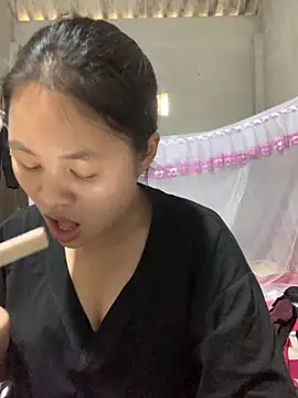 NhuFox online show from 10/09/25, 02:42