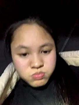 Snapshot of NhuFox chatting on 11/03/25, 01:45 NhuFox online show from 11/03/25, 01:45