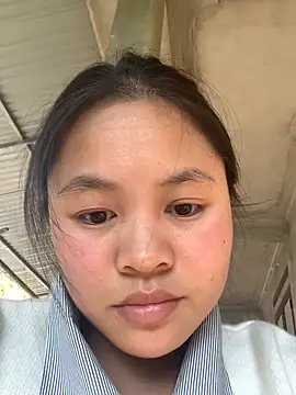 Snapshot of NhuFox chatting on 11/30/25, 08:07 NhuFox online show from 11/30/25, 08:07