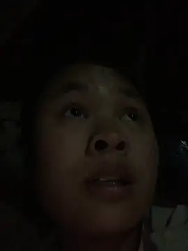 Snapshot of NhuFox chatting on 12/14/25, 12:43 NhuFox online show from 12/14/25, 12:43